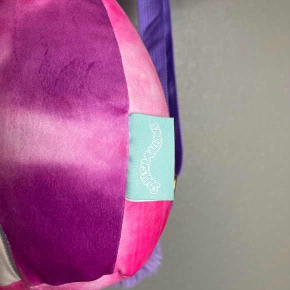 squishmallows Lola backpack - Picture 3 of 3